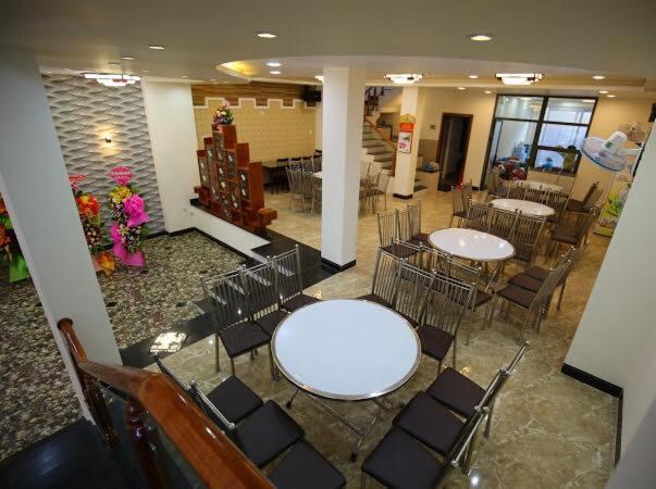 Hotel Khach San Hoang My Tuy Hoa Exterior foto